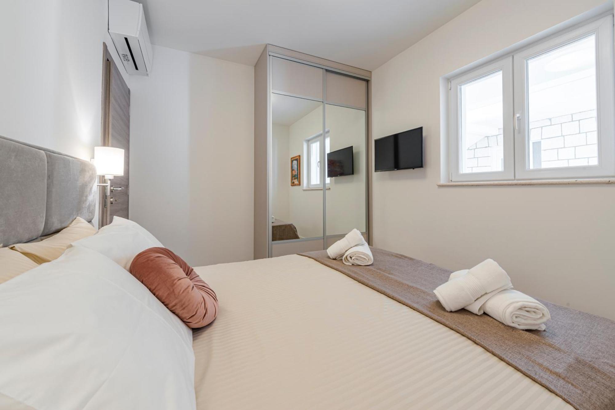 Sunset Premium Residence II & III ドゥブロブニク エクステリア 写真
